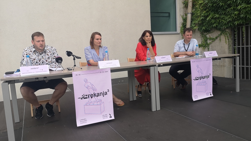 Pred začetkom pesniškega festivala Izrekanja 