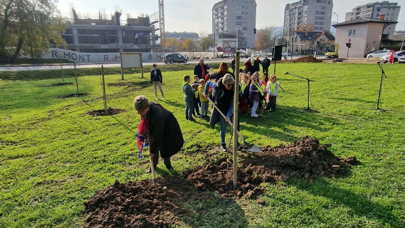 Nastaja mestni sadovnjak