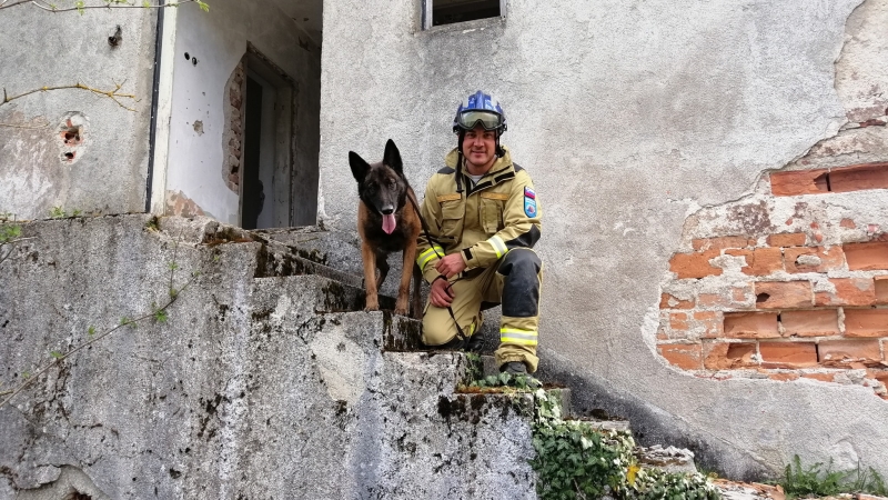 Žrtve in preživele v Turčiji iščeta tudi Celjan Tomaž in njegov Gringo