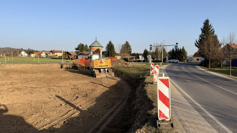 V Parižljah dočakali gradnjo krožišča