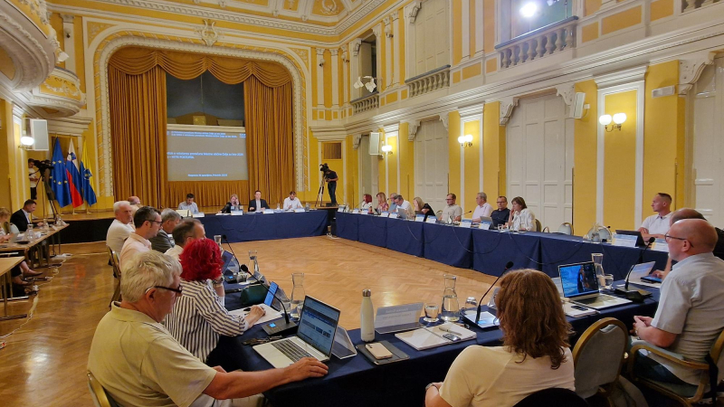 Golob se poslavlja, prihaja nova direktorica celjskega gledališča